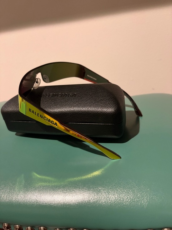 🔥 Balenciaga Wrap Gradient Orange-Yellow Shield Sunglasses  🔥 Summer Hawt🔥 - Picture 13 of 13
